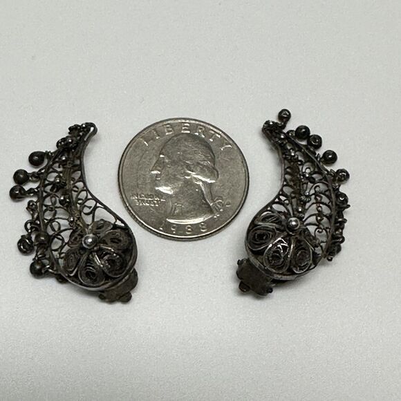 Vintage Oxidized Sterling Silver Earrings Filigree Clip On Climbers Wings Leaf - Picture 3 of 10